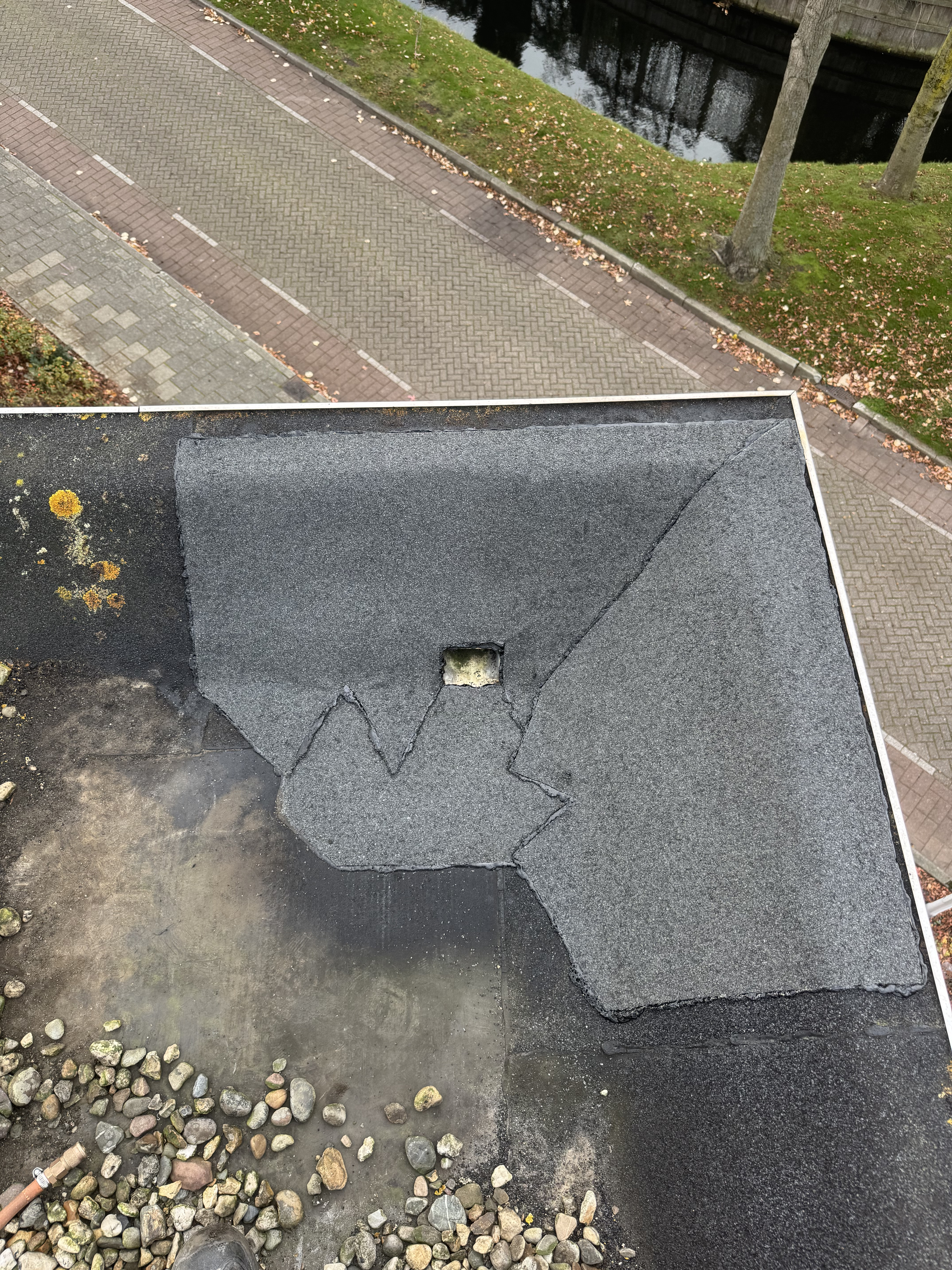 Daklekkage repareren en dak herstellen