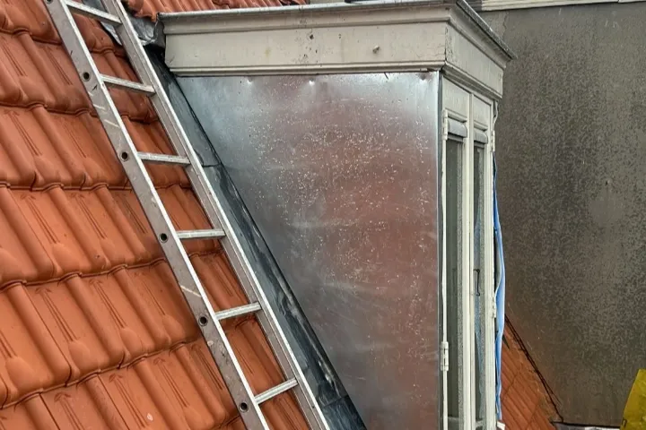 Dakgoot reparatie en onderhoud in zinkwerk